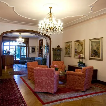Hotel Royal 3*