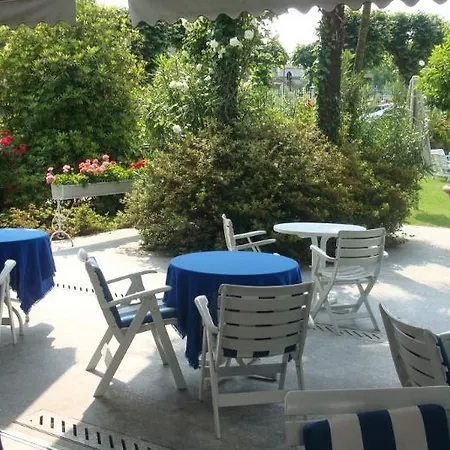 Hotel Royal 3*